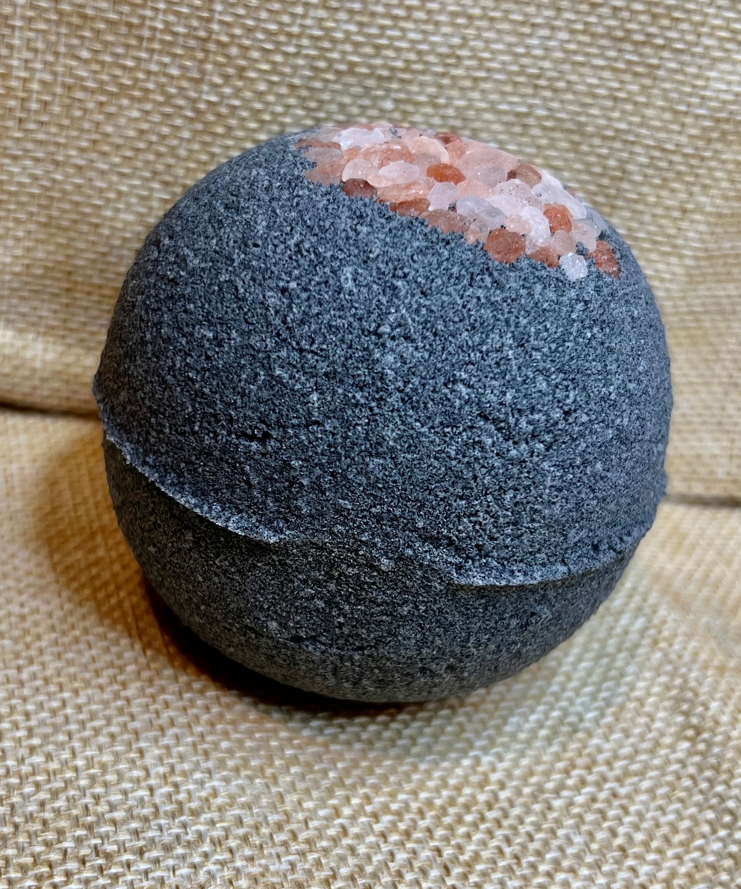 Himalayan And Charcoal Bathbombs 